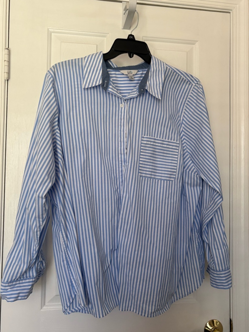 croft & barrow Light Blue and White Striped Button-Down Shirt
